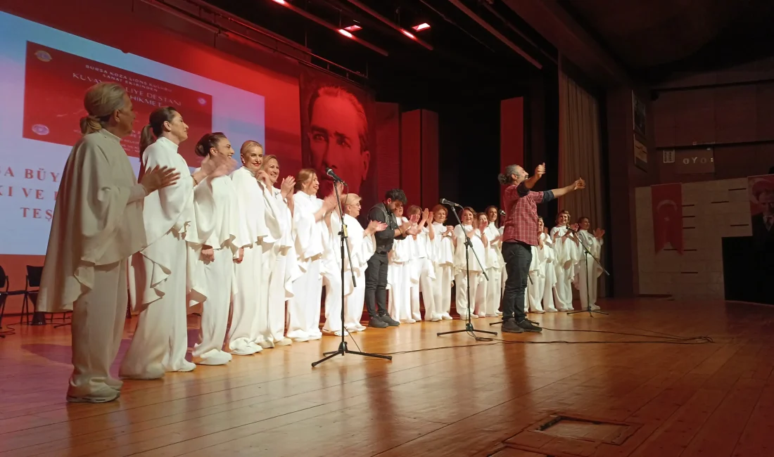 “Kuvayi Milliye Destanı” Bursa’da Sahnelendi Nazım Hikmet’in kaleme aldığı “Kuvayi Milliye Destanı” adlı tiyatro oyunu,