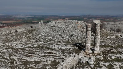 Kommagene Kralı II. Mithridates’e ait 2060 yıllık mezar yapısı olan
