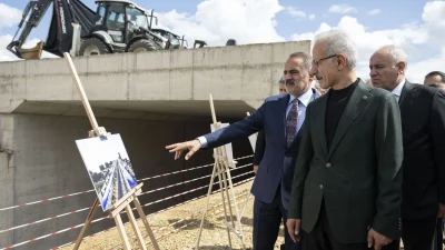 Ulaştırma ve Altyapı Bakanı Abdulkadir Uraloğlu, Ankara’da yapımı süren demiryolu