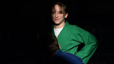 Avrupa Şampiyonu Ayşenaz Tosun’un Yeni Hedefi: Dünya Zirvesi 16 yaşındaki Ayşenaz Tosun, Avrupa şampiyonluğunun ardından İslami Dayanışma Oyunları