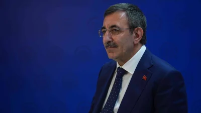 Cumhurbaşkanı Yardımcısı Cevdet Yılmaz, dünya ekonomisini tehdit eden belirsizliklere karşı