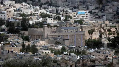 İsrail, Hamursuz Bayramı dolayısıyla El Halil'deki Harem-i İbrahim Camisi'ni iki