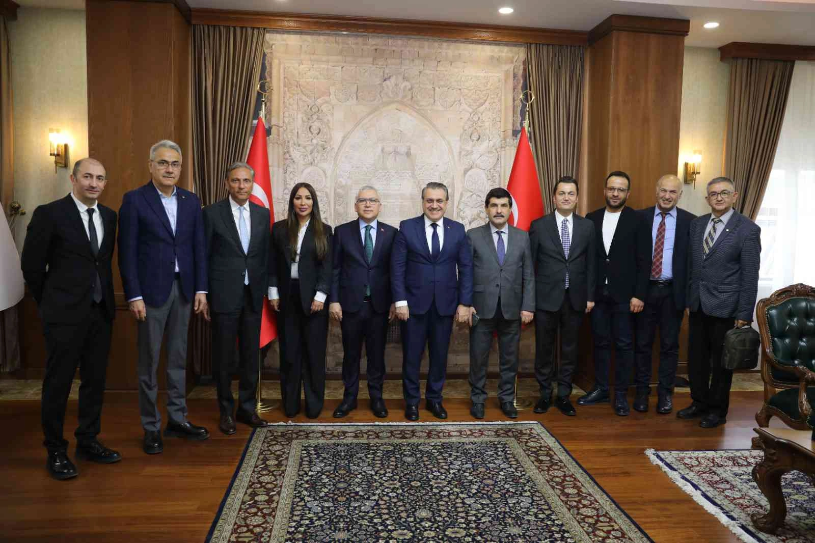 Sivas’ta düzenlenen Sağlık ve Termal Turizm Değerlendirme Toplantısı’nda, şehrin bu