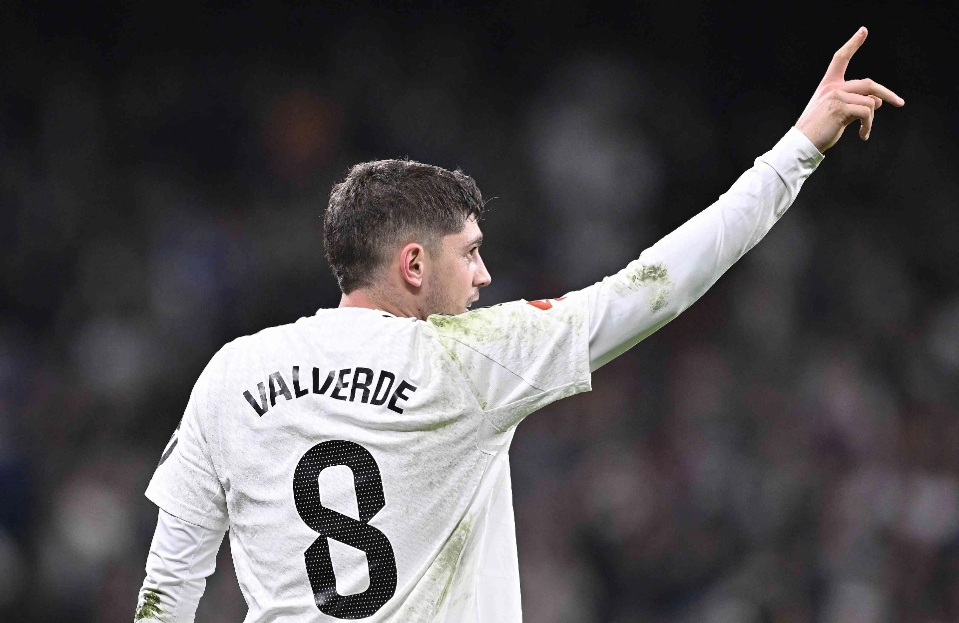 Real Madrid, LaLiga'da kritik mücadelede Athletic Bilbao'yu uzatmalarda bulduğu golle