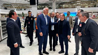 Kültür ve Turizm Bakanı Mehmet Nuri Ersoy, Antalya Havalimanı’nda yaptığı