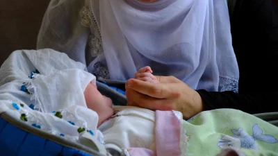 Van’da rahatsızlanan 43 haftalık hamile kadın ve bebeği, doktorların hızlı