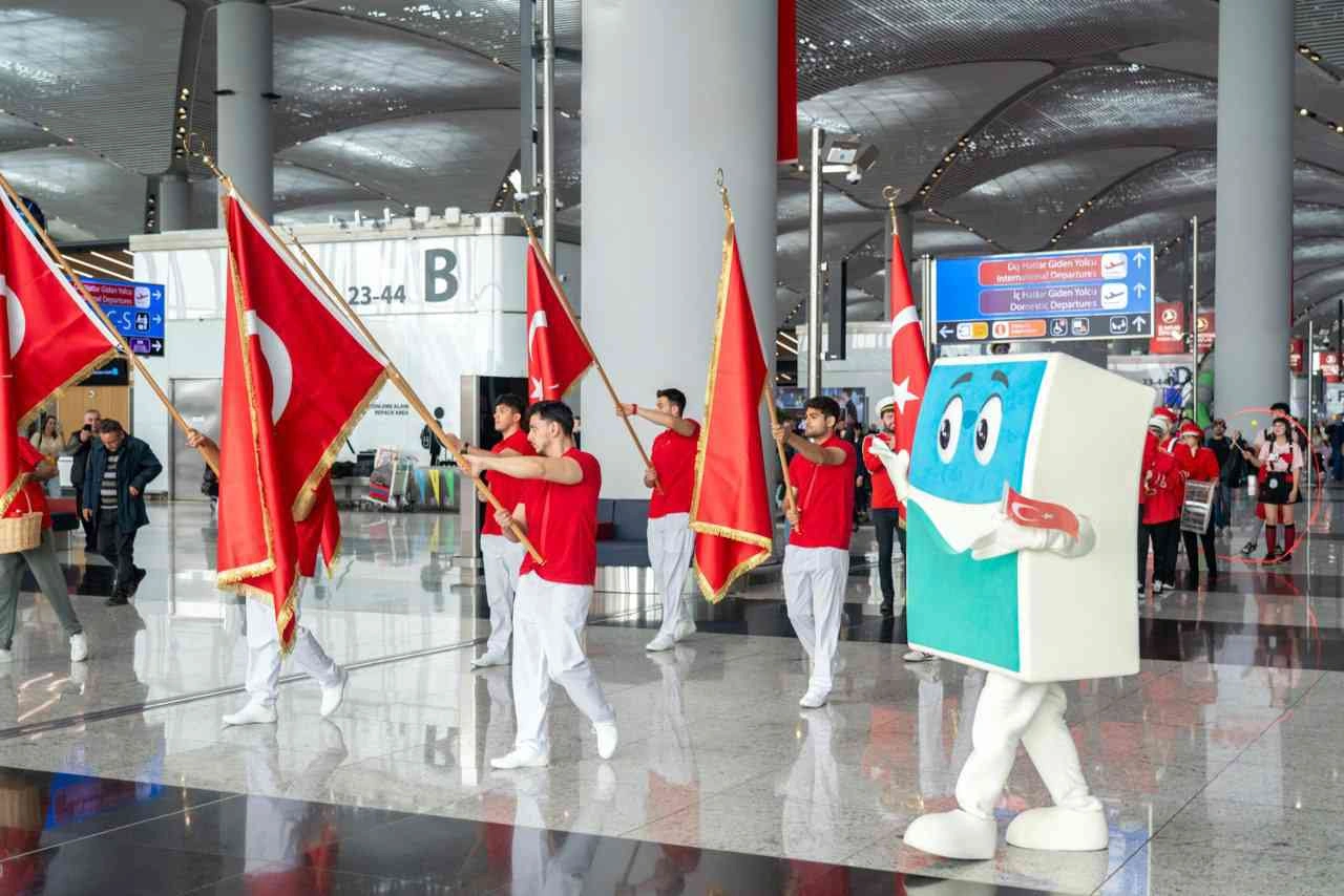 23 Nisan Ulusal Egemenlik ve Çocuk Bayramı, İstanbul Havalimanı’nda düzenlenen