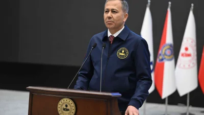 İçişleri Bakanı Ali Yerlikaya, Marmara Denizi'nde meydana gelen depremin ardından