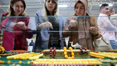 Mardin'de açılan Tespih Fuarı, ziyaretçilere ustalarla buluşma ve geleneksel sanatları