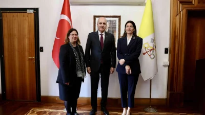 TBMM Başkanı Numan Kurtulmuş, Türkiye'nin Vatikan Büyükelçiliğini ziyaret ederek diplomatik
