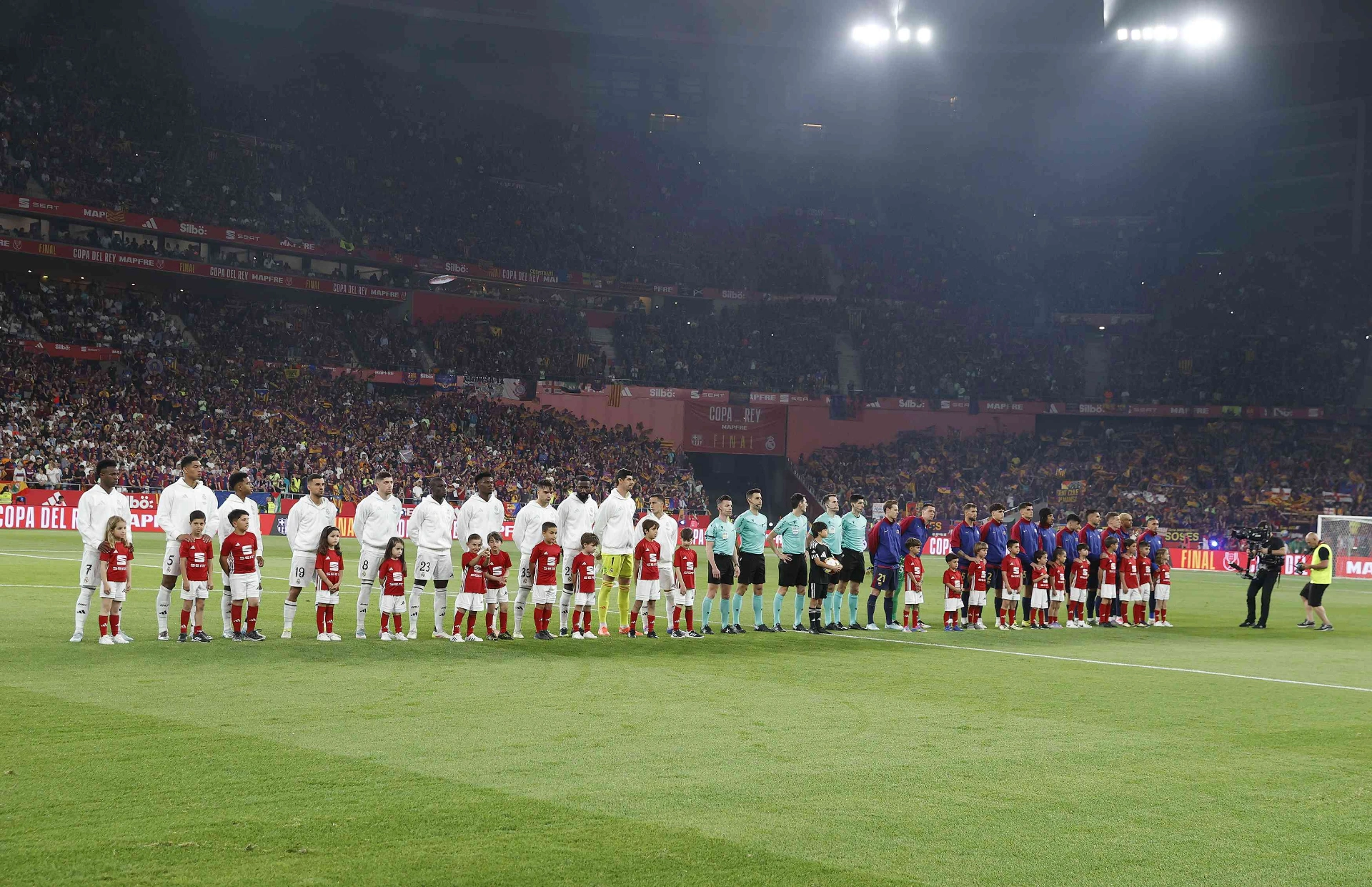 İspanya Kral Kupası finalinde Barcelona, Real Madrid'i uzatmalarda mağlup ederek