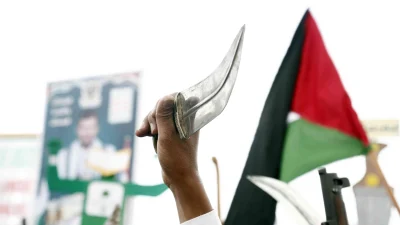 Yemen'deki Husiler, ABD'nin USS Harry S. Truman uçak gemisi ve