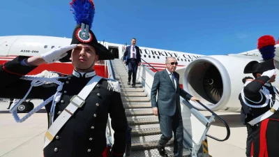 Cumhurbaşkanı Erdoğan, İtalya'nın başkenti Roma’da Başbakan Meloni tarafından resmi törenle