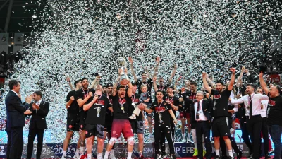 Bakan Bak’tan Ziraat Bankkart’a Şampiyonluk Tebriği Ziraat Bankkart'ın Efeler Ligi şampiyonluğu sonrası Bakan Osman Aşkın Bak,