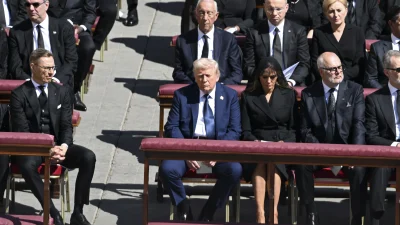 Trump, dini özgürlükler komisyonu kurulmasına yönelik kararnameyi imzalayarak, "Ülkemize dini