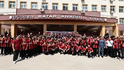 Gaziantep FK'nin 160 bin forması ve binlerce spor topu, Şahinbey