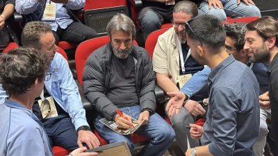 Usta yönetmen Zeki Demirkubuz, Altın Safran Belgesel Film Festivali’nde “Hayat”