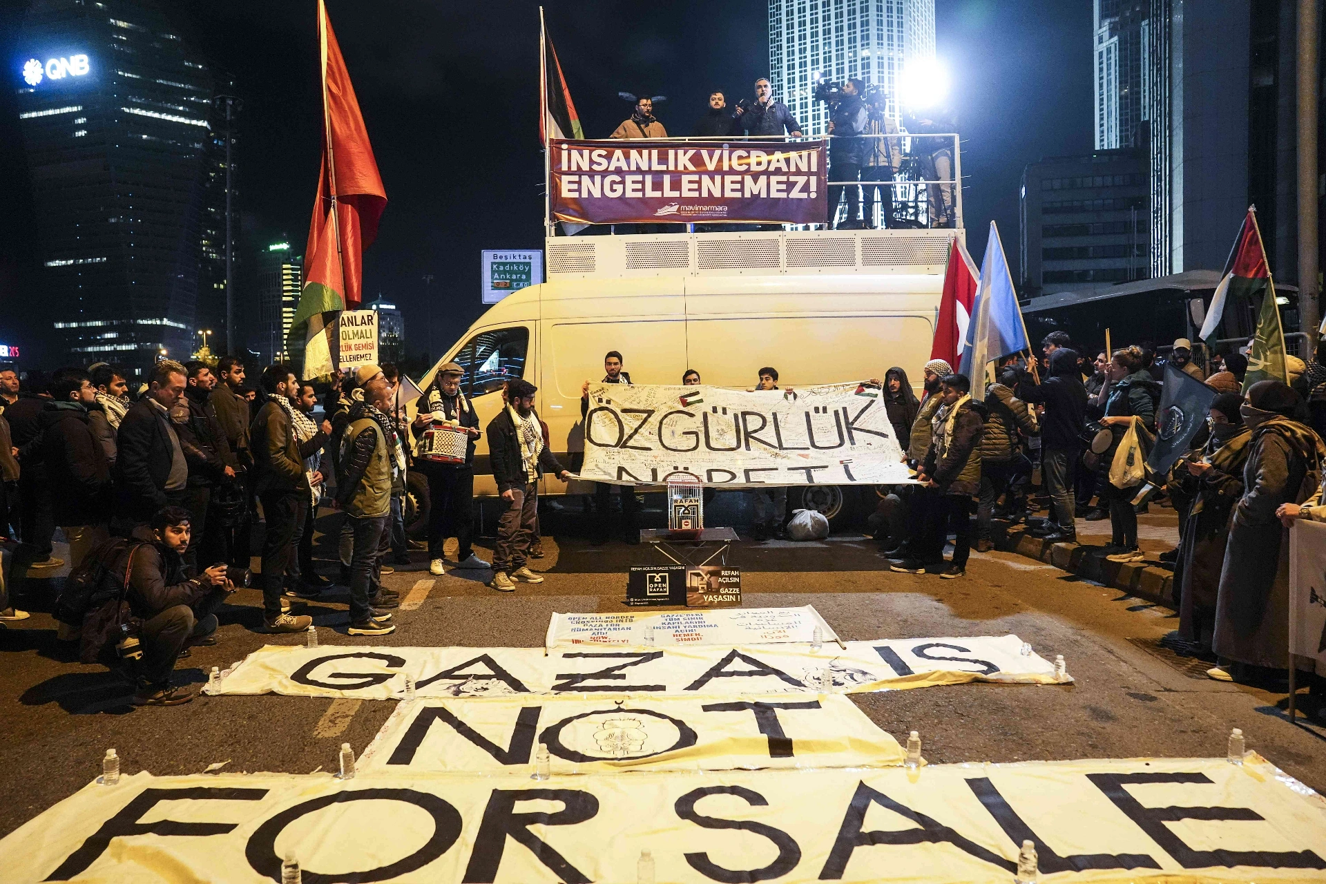 Gazze’ye insani yardım götüren gemiye insansız hava aracıyla yapılan saldırı,