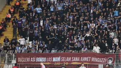 Trendyol Süper Lig'de Kasımpaşa ve Trabzonspor'un karşı karşıya geldiği mücadele