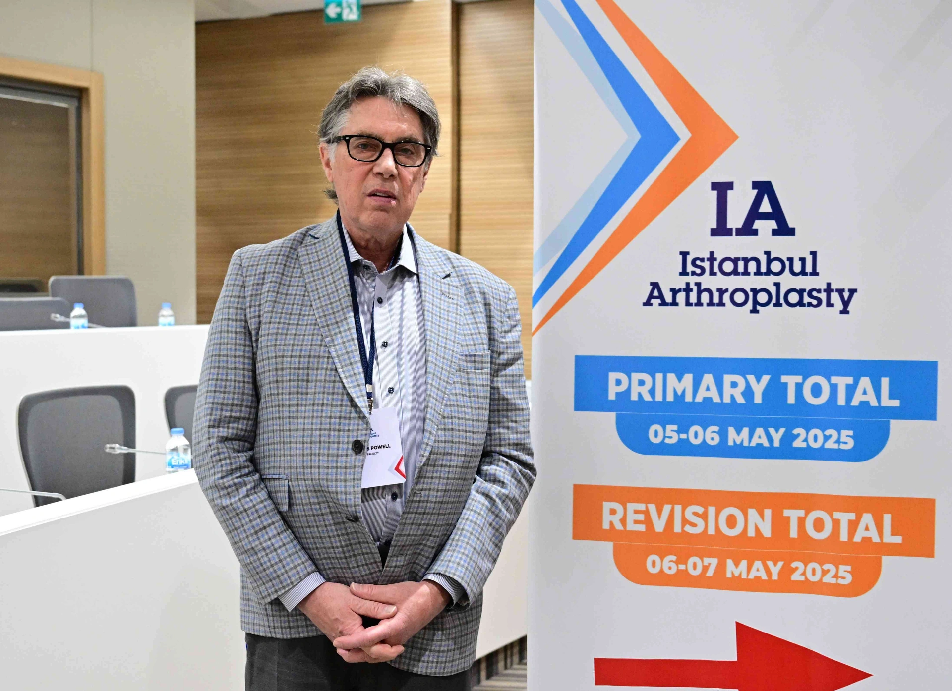 İstanbul Artroplasti Kursu, farklı kıtalardan cerrahları üç gün süren teorik