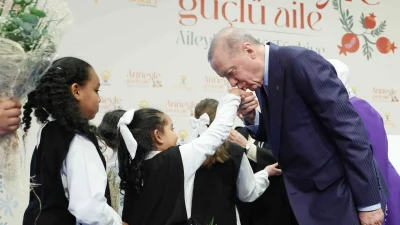 Cumhurbaşkanı Erdoğan, Anneler Günü'ne özel mesajında tüm annelere hayırlı ömürler