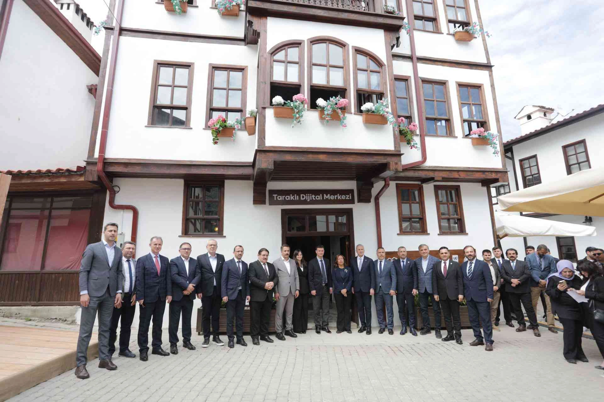 Taraklı'da kurulan Dijital Merkez, kırsal kalkınmaya dijital yetkinlikler, kadın girişimciliği