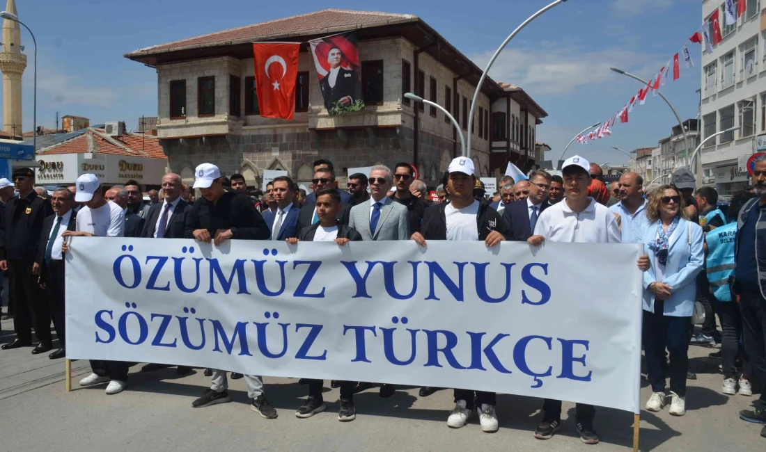 Karaman’da 748. Türk Dil Bayramı Coşkusu Sürüyor Karaman'da Türkçenin resmi dil oluşunun 748. yılı, yürüyüşler, gösteriler ve