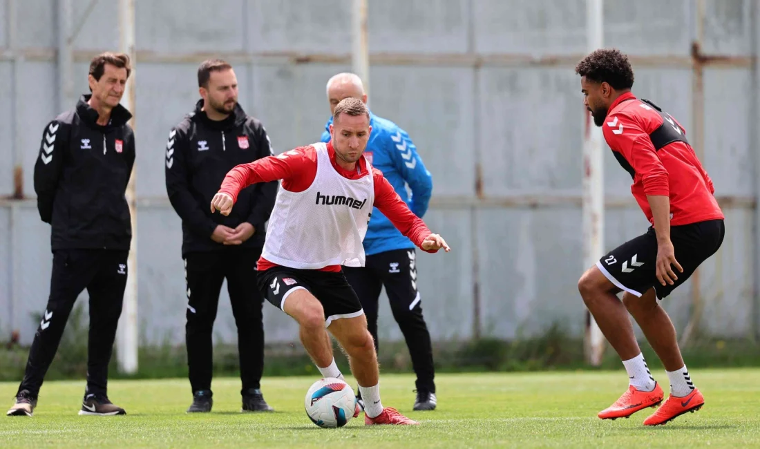 Sivasspor, 18 Mayıs Pazar günü deplasmanda karşılaşacağı Samsunspor maçı için