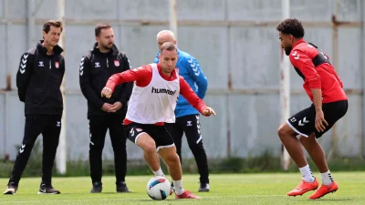 Sivasspor, Samsunspor Deplasmanı Hazırlıklarına Başladı Sivasspor, 18 Mayıs Pazar günü deplasmanda karşılaşacağı Samsunspor maçı için