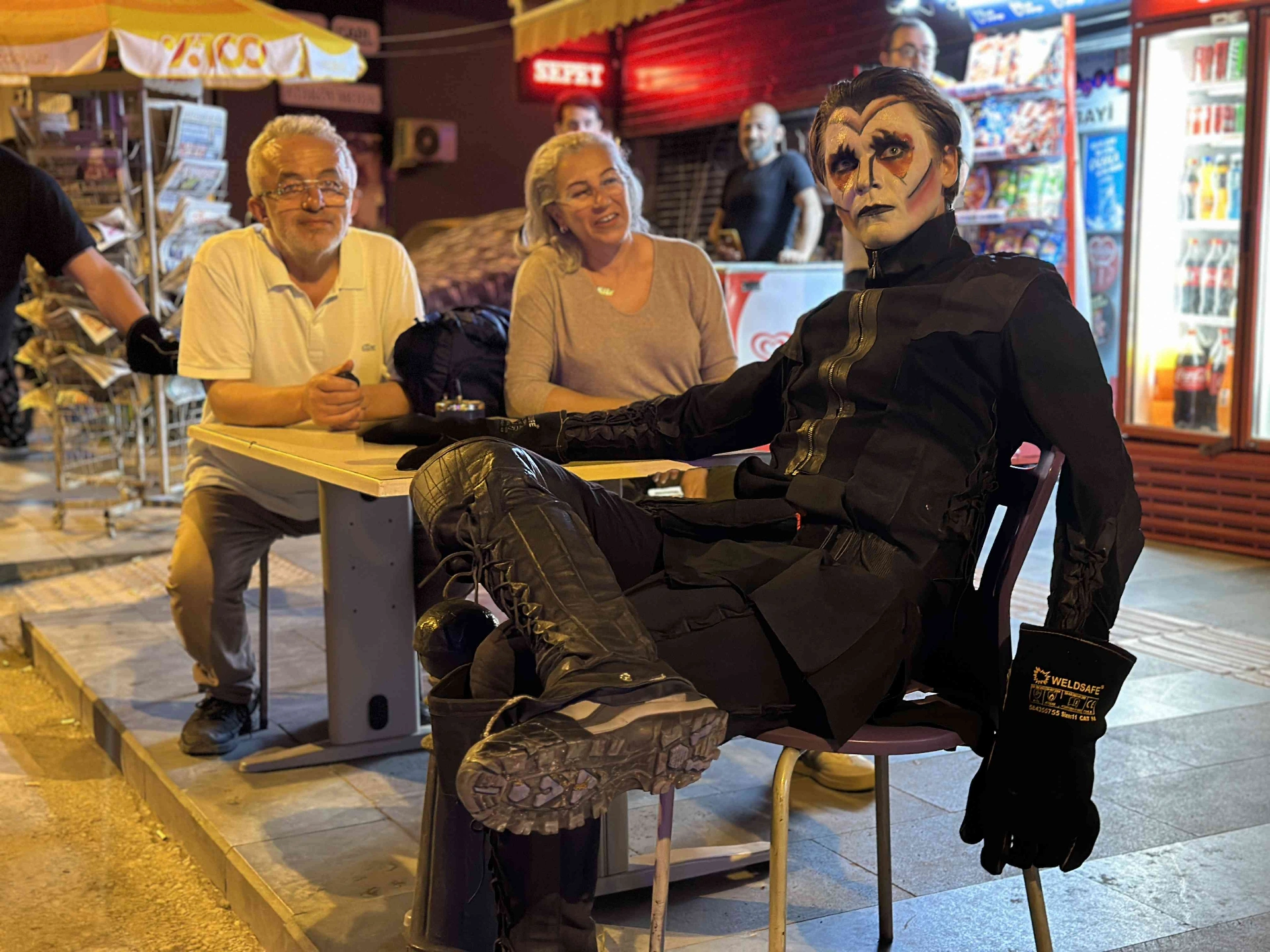 Antalya’da bu yıl 15’incisi düzenlenen Uluslararası Tiyatro Festivali, renkli bir