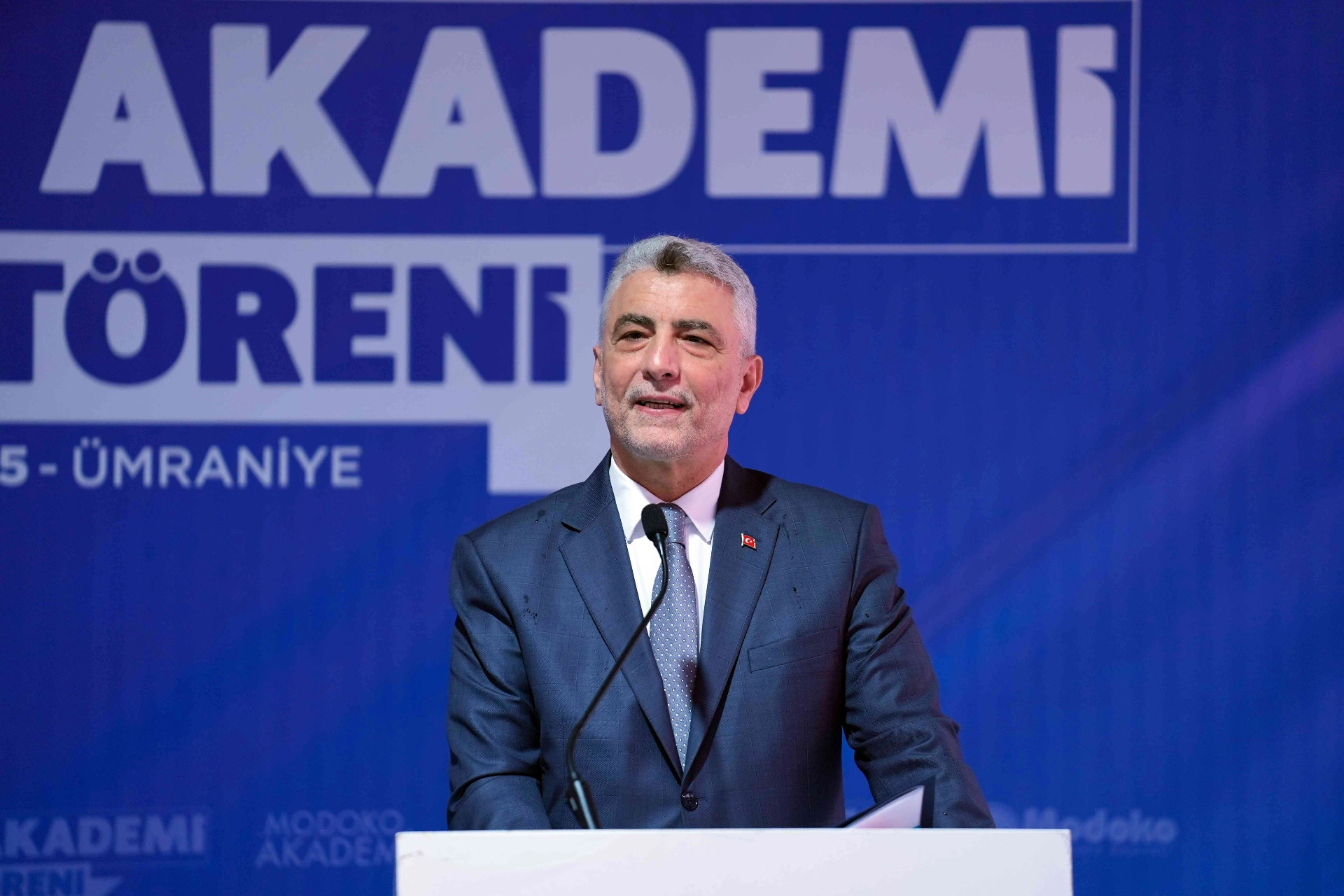 Ticaret Bakanı Ömer Bolat, Türkiye’nin mobilya sektöründe üretim ve ihracatta