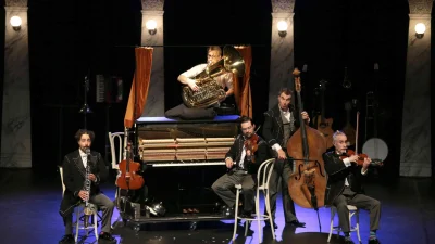 Devlet Tiyatroları Antalya 15. Uluslararası Tiyatro Festivali, renkli oyunlar ve