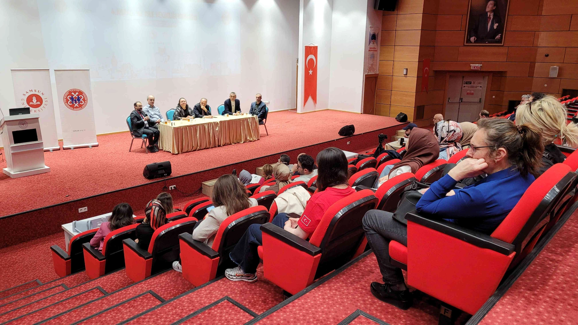 Aile hekimliğinin geleceği ve güncel uygulamaları, Samsun’da düzenlenen kongrede alanında