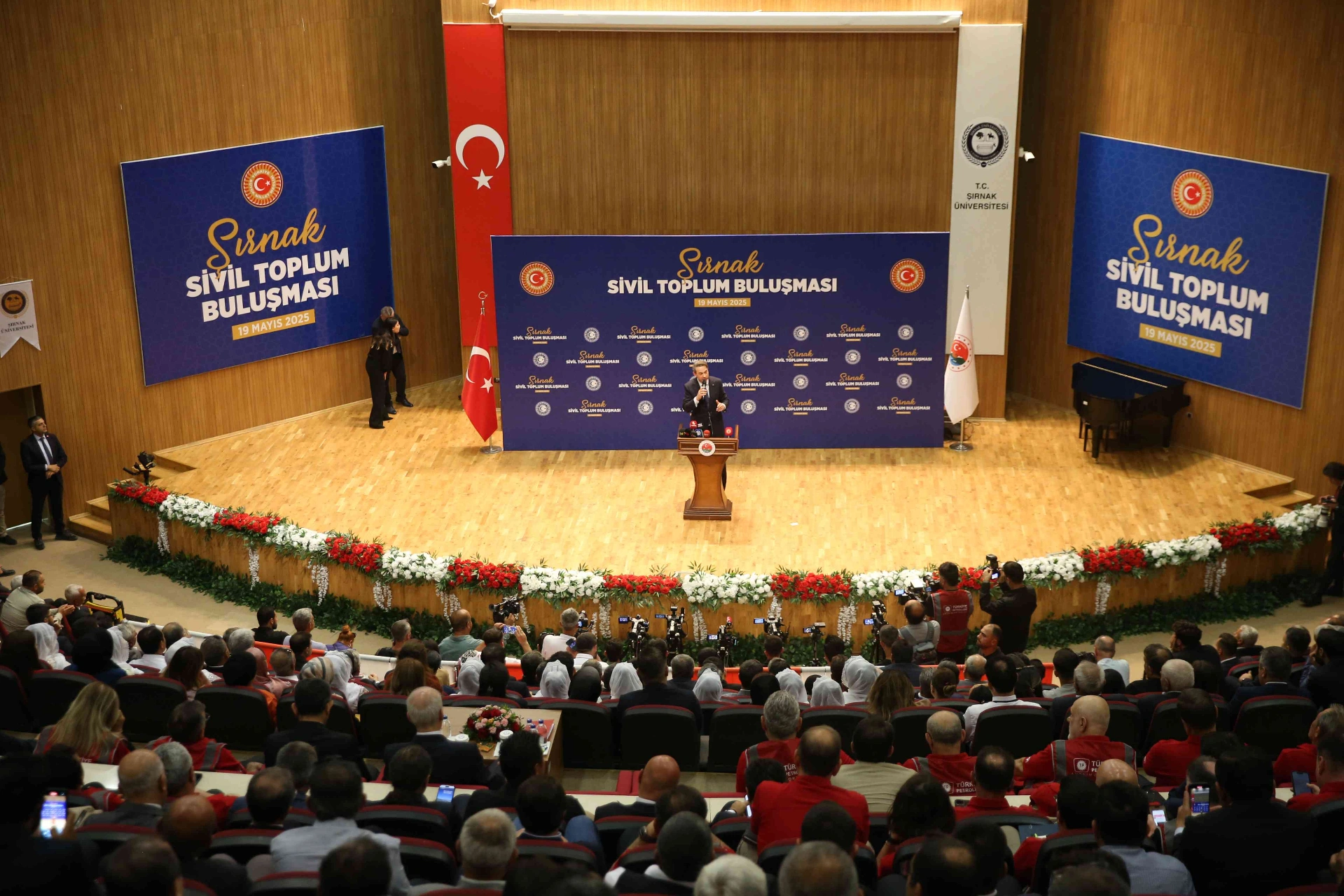 Enerji ve Tabii Kaynaklar Bakanı Alparslan Bayraktar, Gabar’daki petrol üretiminin