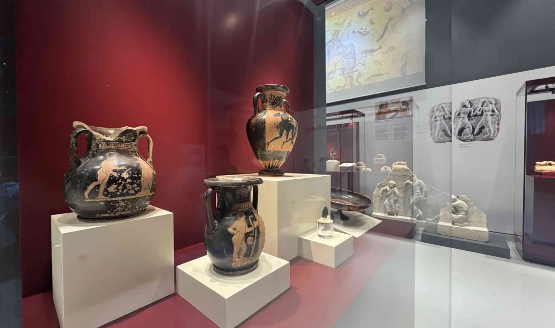 Cumhuriyetin 102. yılına özel düzenlenen sergi, antik çağdan Osmanlı’ya Anadolu’da