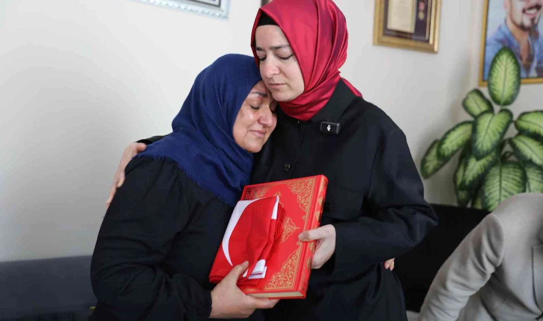 AK Parti Genel Başkan Yardımcısı Kaya, Adana’da gerçekleştirdiği ziyaretlerde emekçilere,