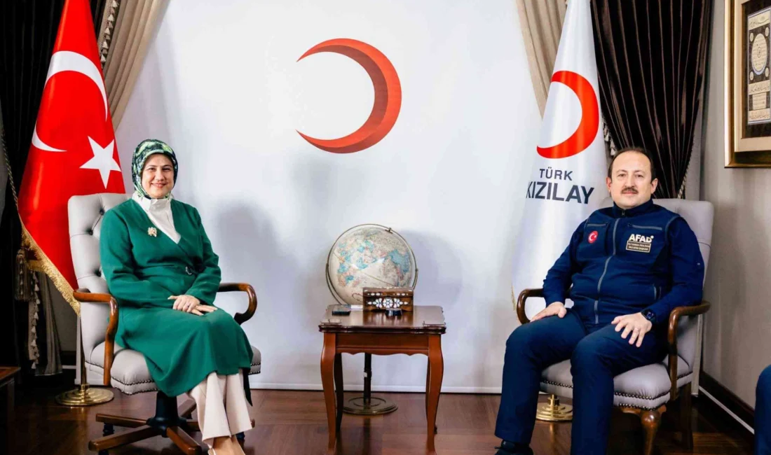 AFAD Başkanı Ali Hamza Pehlivan, Türk Kızılay Genel Başkanı Fatma