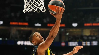 Fenerbahçe Beko, Panathinaikos’u Mağlup Ederek Finalde Fenerbahçe Beko, THY Avrupa Ligi Dörtlü Finali’nde Panathinaikos AKTOR’u 82-76