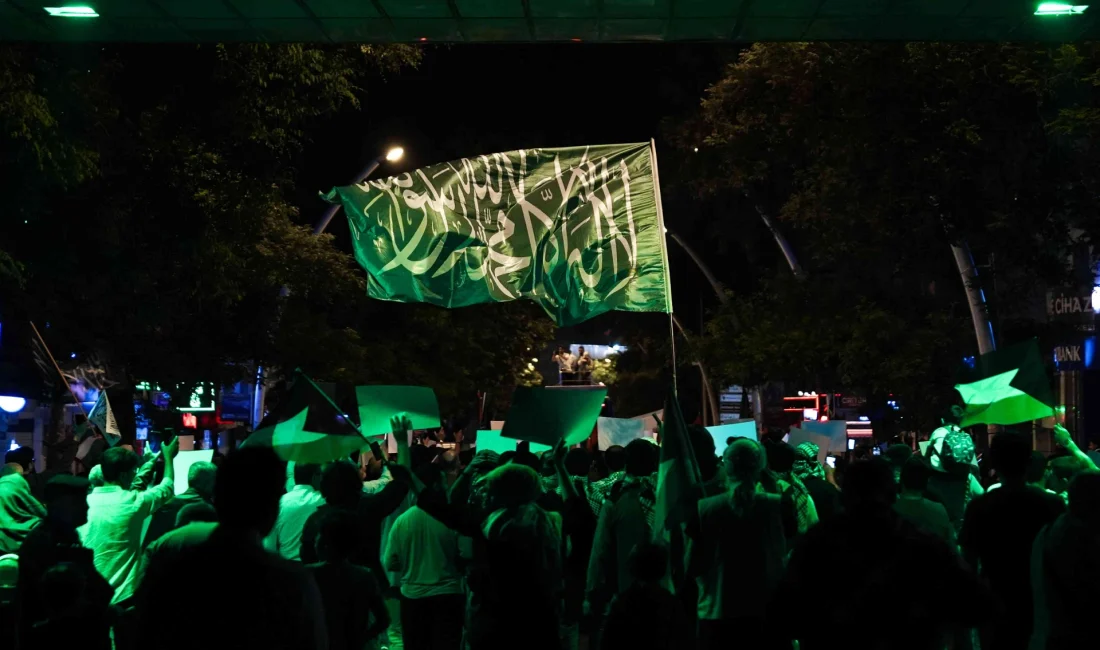 Ankara’da düzenlenen yürüyüşte, İsrail’in Gazze’ye yönelik saldırıları kınandı. Binlerce kişi