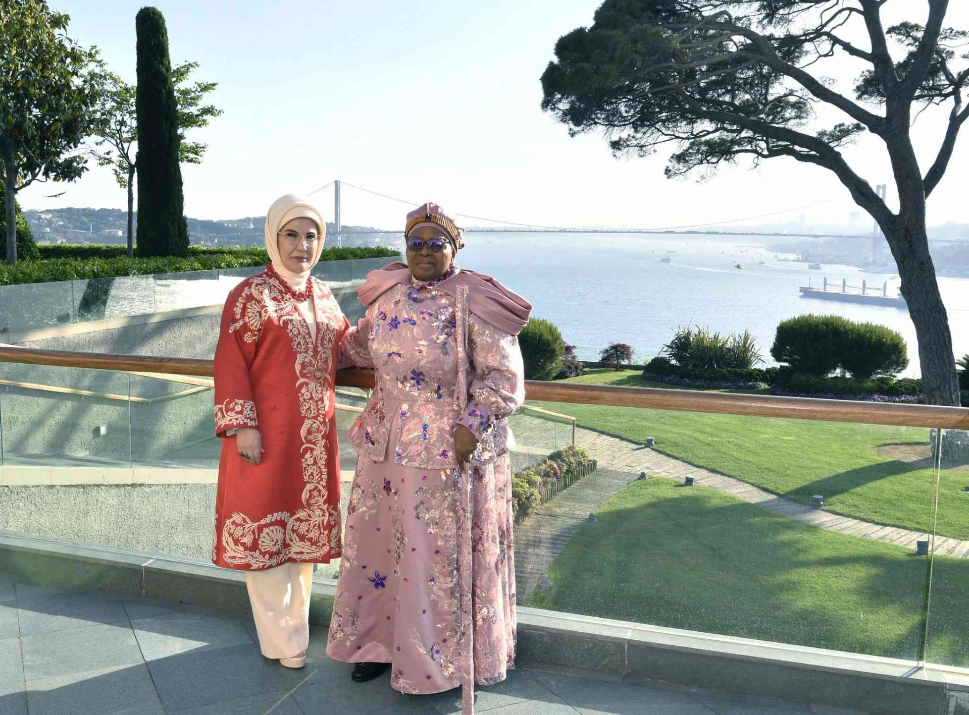Emine Erdoğan ile Esvatini Ana Kraliçesi Tfwala'nın buluşmasında çevre, kültür