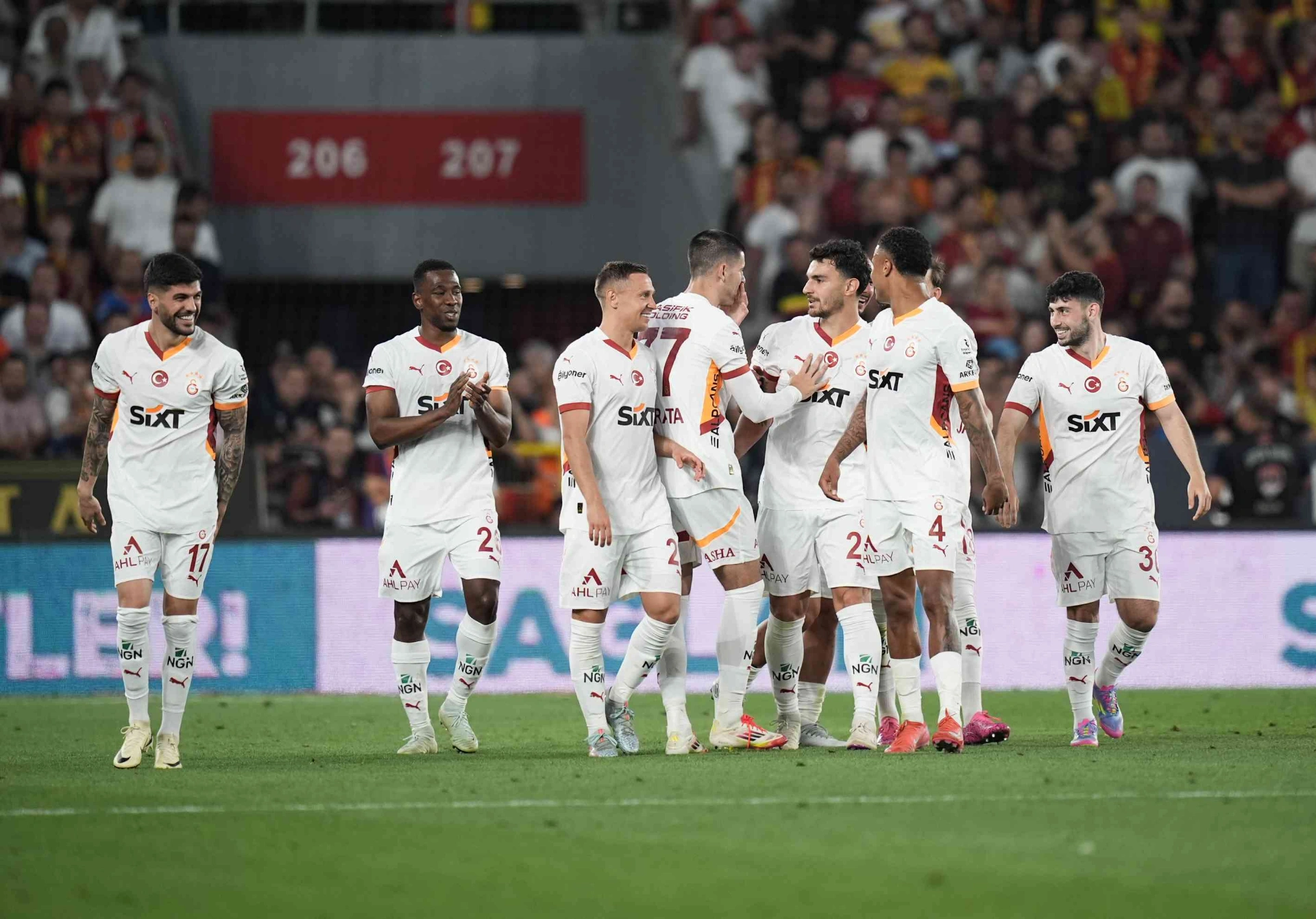 Galatasaray, Süper Lig’in 37. haftasında Göztepe’yi Kaan Ayhan ve Morata'nın