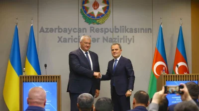 Ukrayna ve Azerbaycan Dışişleri Bakanları, Bakü’deki görüşmede barış çağrısında bulundu: