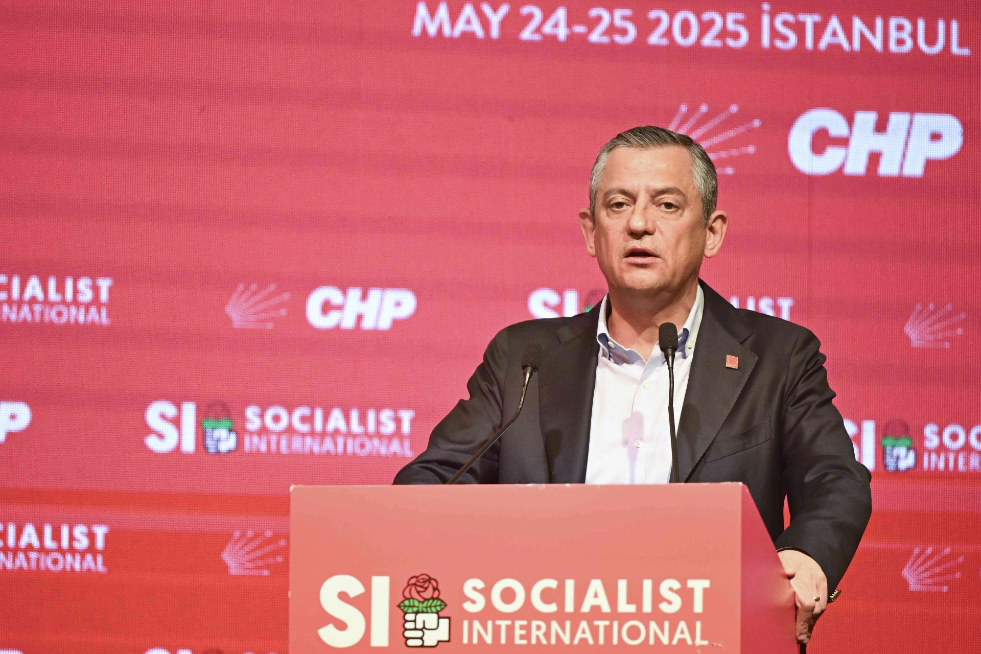 CHP Genel Başkanı Özel, küresel adaletsizliklere karşı dayanışma ve barış