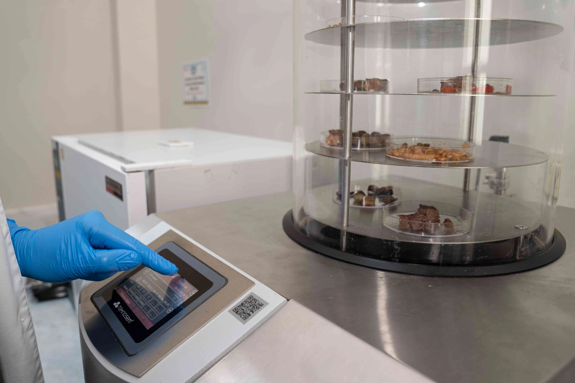 Başkent Üniversitesi öğrencileri, afet anlarında sağlıklı beslenmeyi sağlayacak, dondurarak kurutulmuş