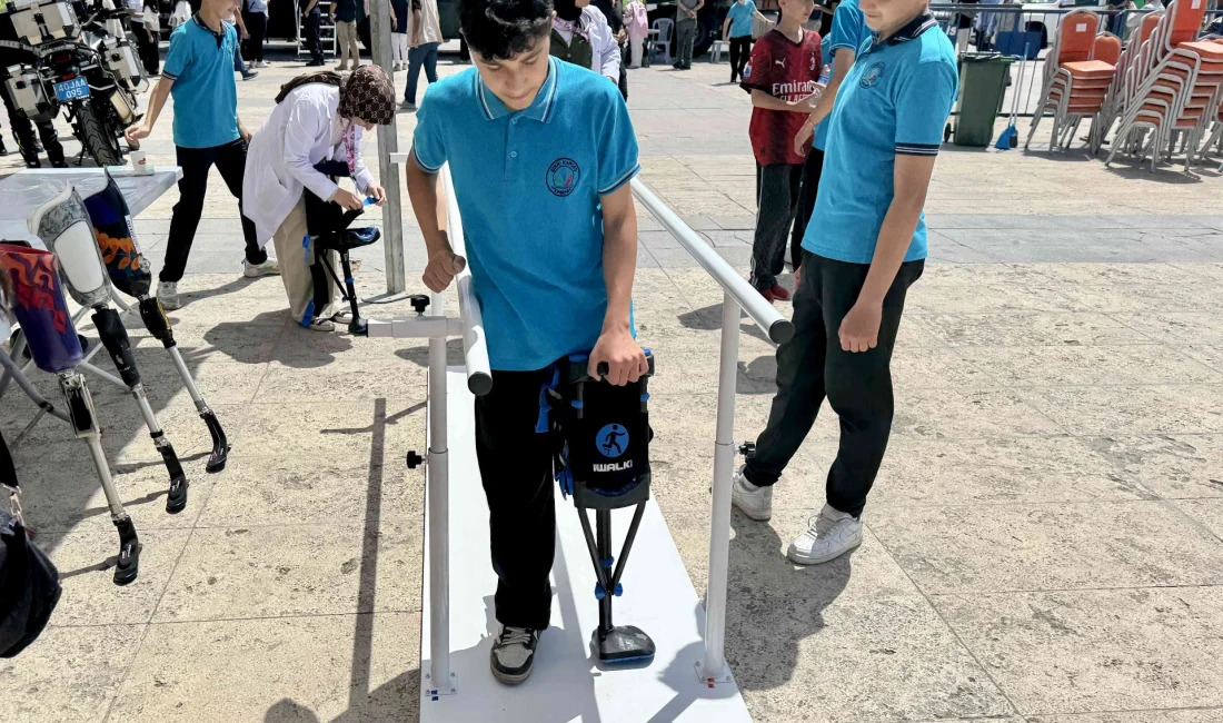 Kırşehir’de Cacabey Uzay ve Bilim Şenliği Coşkuyla Başladı Dünyanın ilk gökbilim merkezlerinden biri olan Cacabey Medresesi’nin önünde başlayan