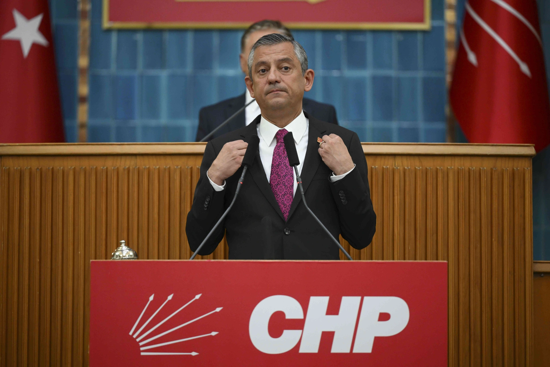 CHP Genel Başkanı Özgür Özel, TBMM Grup Toplantısı’nda hükümeti ekonomik