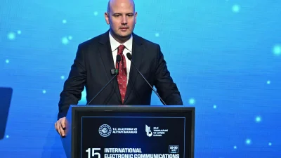 15. Uluslararası Elektronik Haberleşme ve Posta Düzenleyicileri Konferansı’nda konuşan BTK