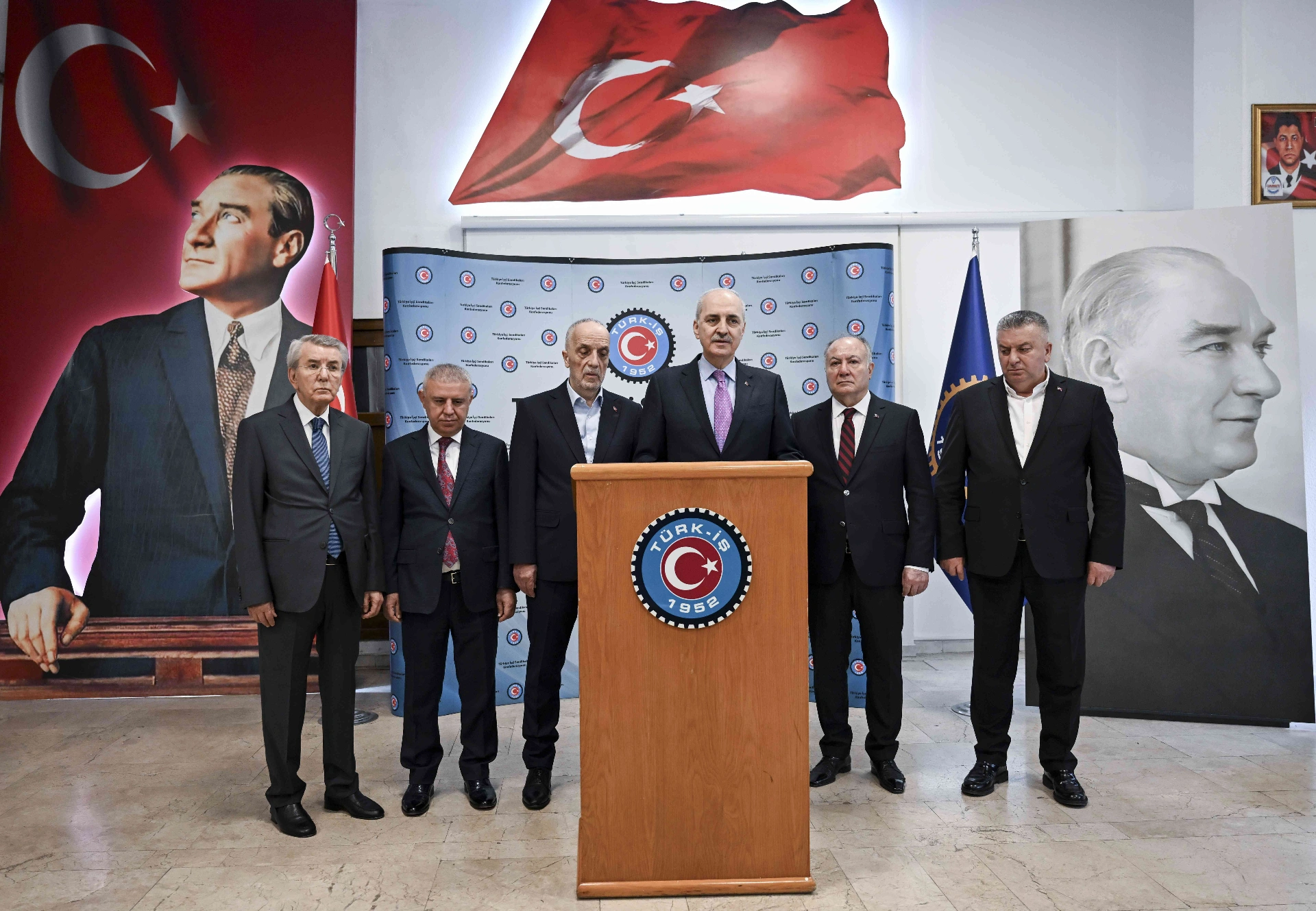 TBMM Başkanı Kurtulmuş, TÜRK-İŞ’e yaptığı ziyarette kamu işçilerinin hak ettikleri