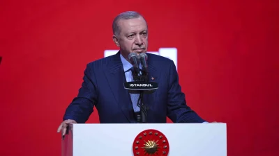 Cumhurbaşkanı Erdoğan, Türkiye Gençlik Zirvesi'nde yaptığı konuşmada gençlere “Kızılelma’mız olan