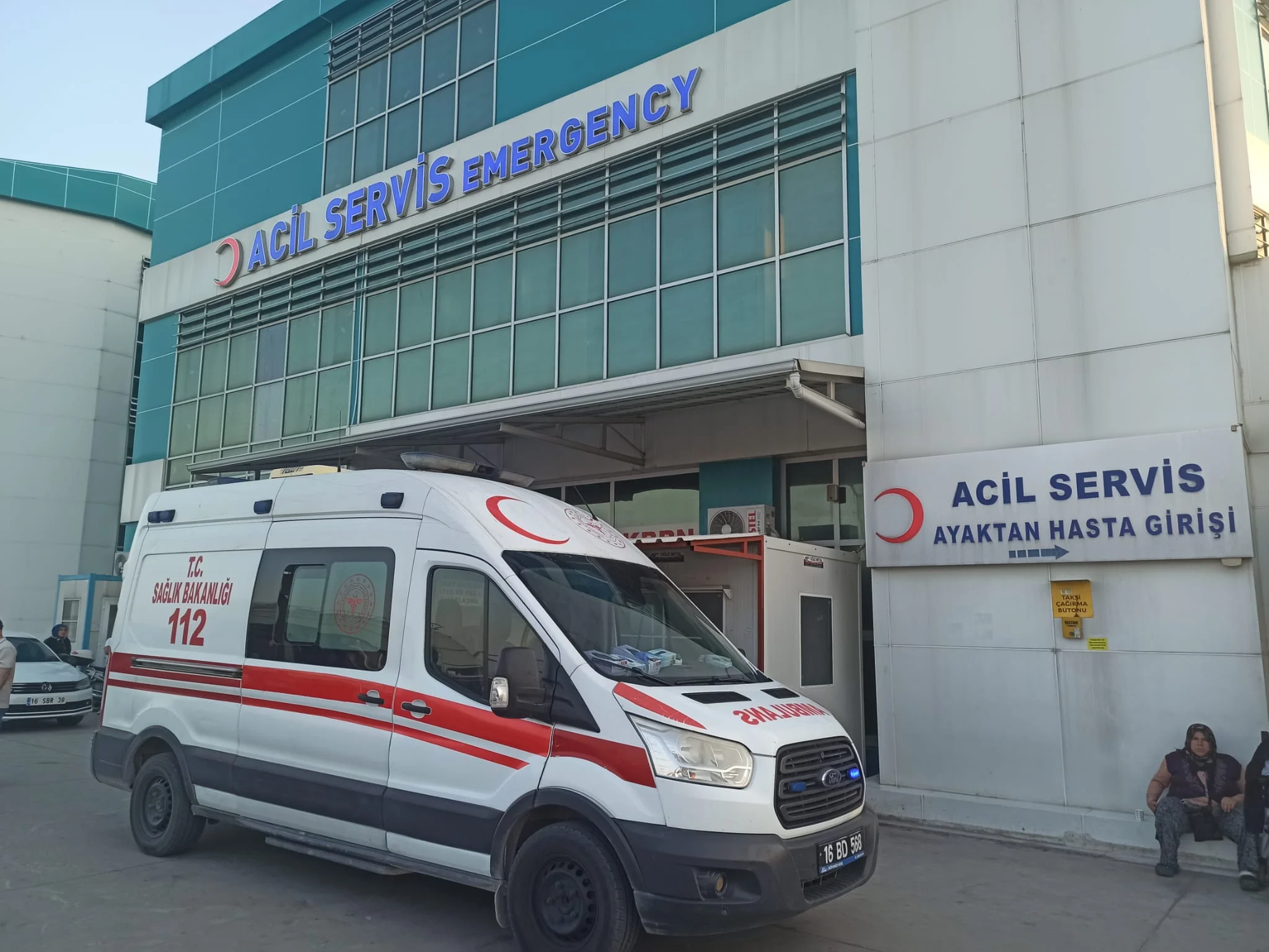 Bursa'nın Yenişehir ilçesinde gıda zehirlenmesi şüphesiyle 23 tarım işçisi hastaneye